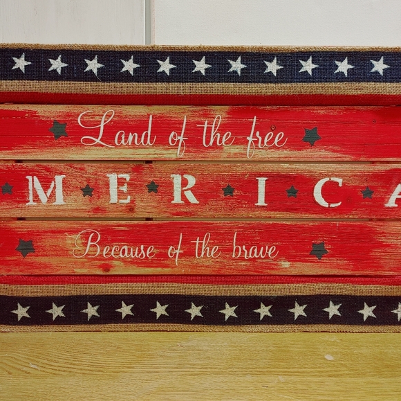 Land of the Free - Picture 2 of 2